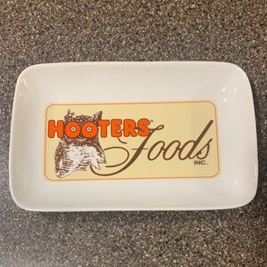 Hooters Foods Inc. ceramic Rectangular Serving Plate
